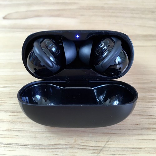 Bose QuietComfort Ultra True Wireless Noise Cancelling Earbuds - Black Image 3