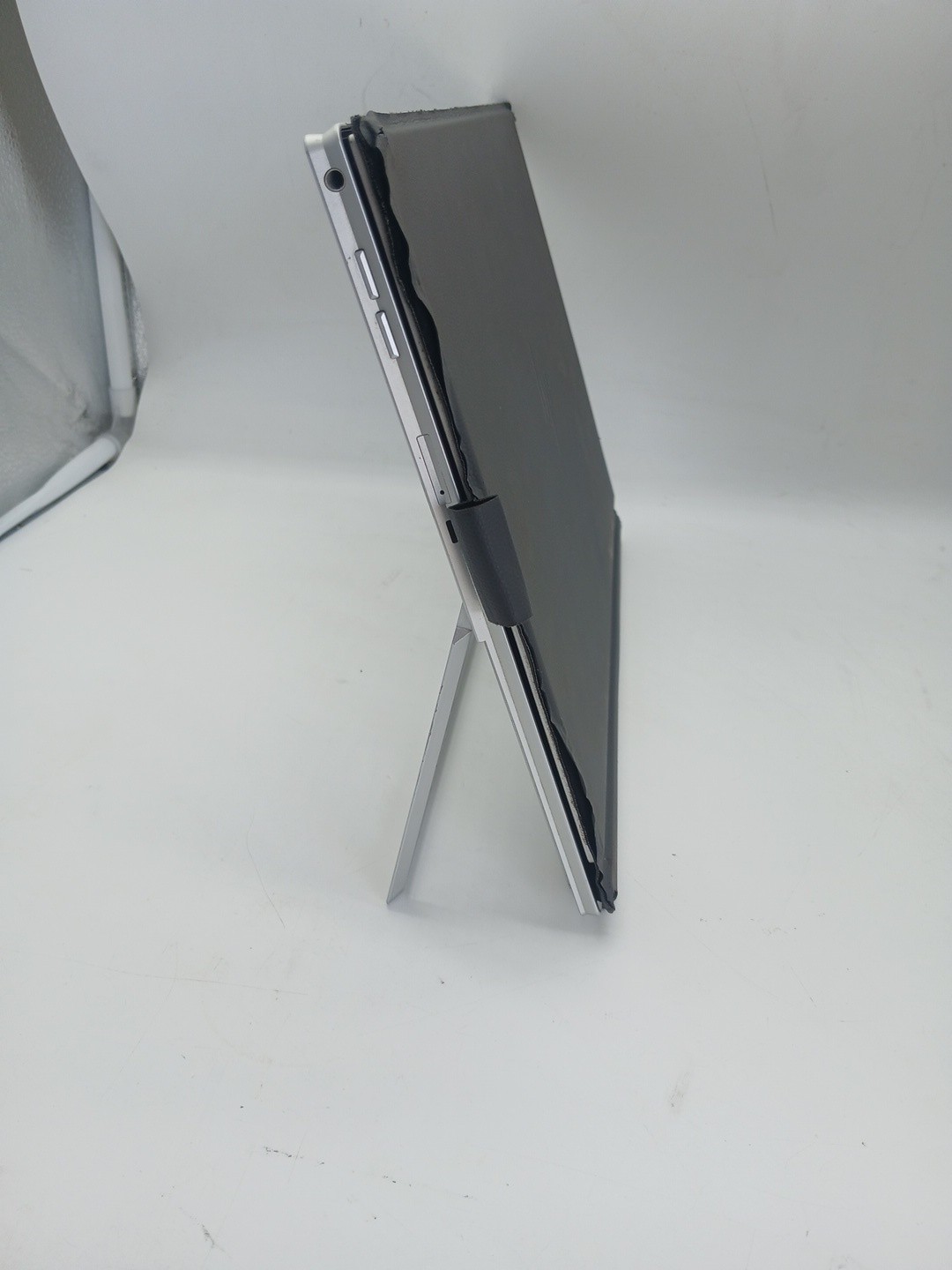 HP ELITE X2 1013 G3 13" Touch Laptop/Tablet  8GB RAM 256GB SSD Core i7-8650U Image 3